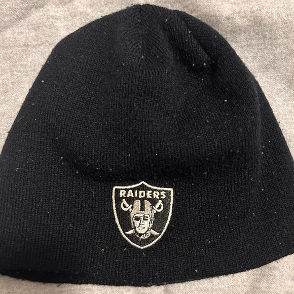 Oakland Raiders Kids Beanie - Picture 5 of 5